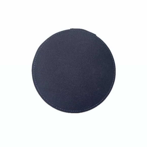 DIOR Beauty Round Vanity - Picture 2 of 3